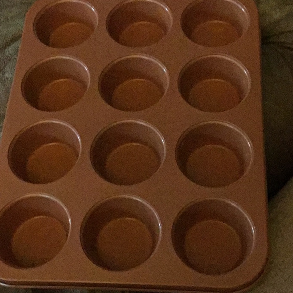 Non-Stick Brown Muffin Pan Copper